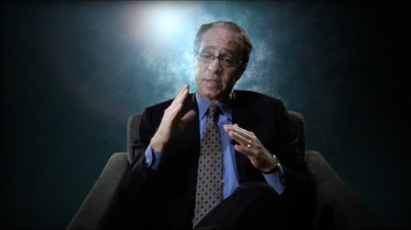 中国十大配资公司 奇点预言20年后应验了吗？库兹韦尔对人类还有哪些警告